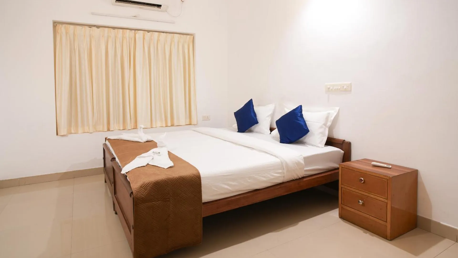 Marina Rosh Inn Alappuzha